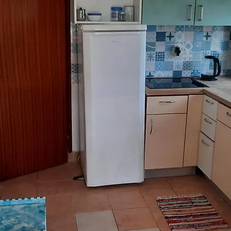 Ivan Apartment *