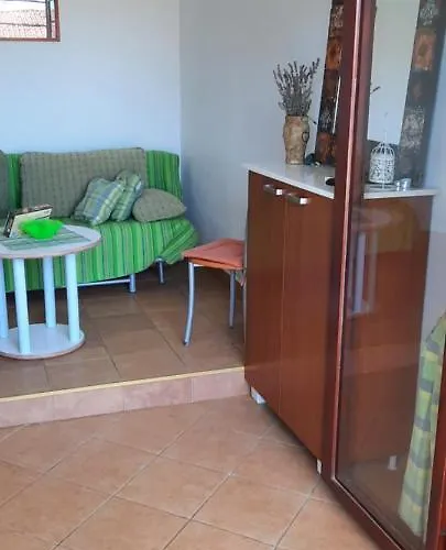 Ivan דירה ביבינייה